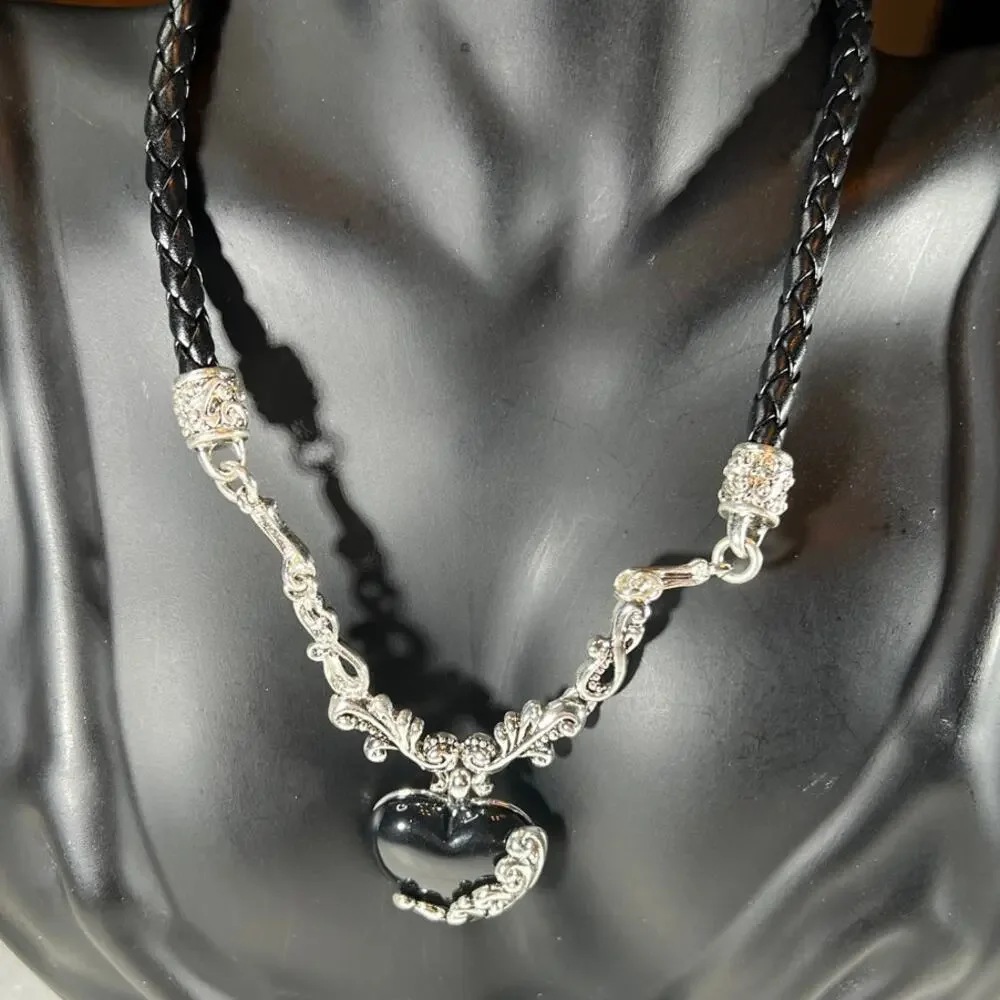 Retro Black Dark Witchy Goth Dark Heart Scroll Necklace Set Deadstock NEW NWT